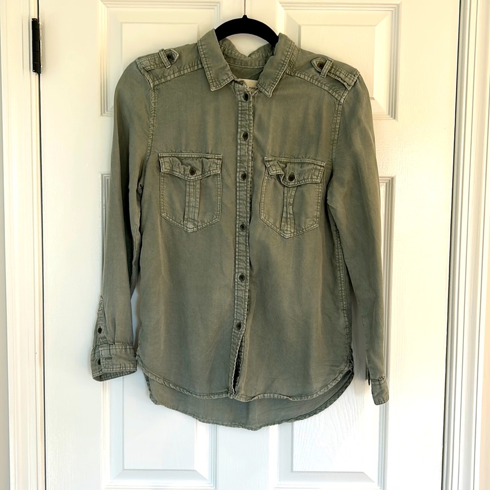 American Eagle Boyfriend fit button up